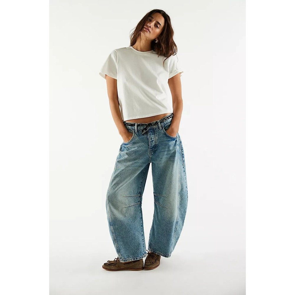 We the Free Good Luck Mid Rise Barrel Jean Women's 25 Blue Ultra Light Beam Boho